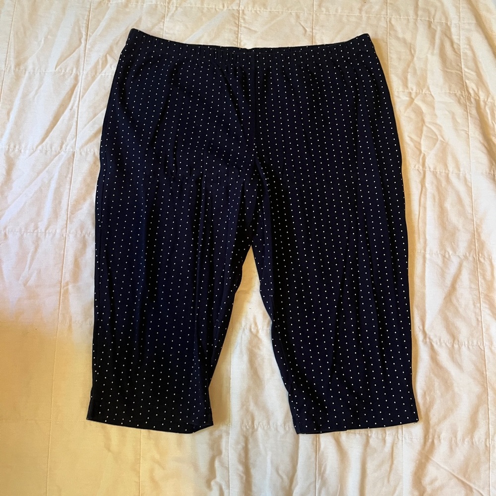 Basic Edition, Navy Blue, Capri Style